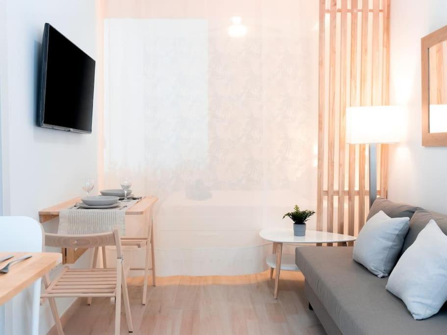 Acogedor Estudio En Triana Con Jacuzzi Y Wifi Sevilla Kültér fotó
