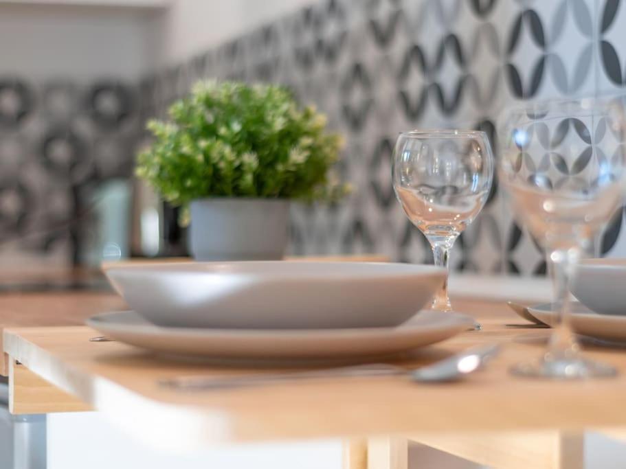 Acogedor Estudio En Triana Con Jacuzzi Y Wifi Sevilla Kültér fotó